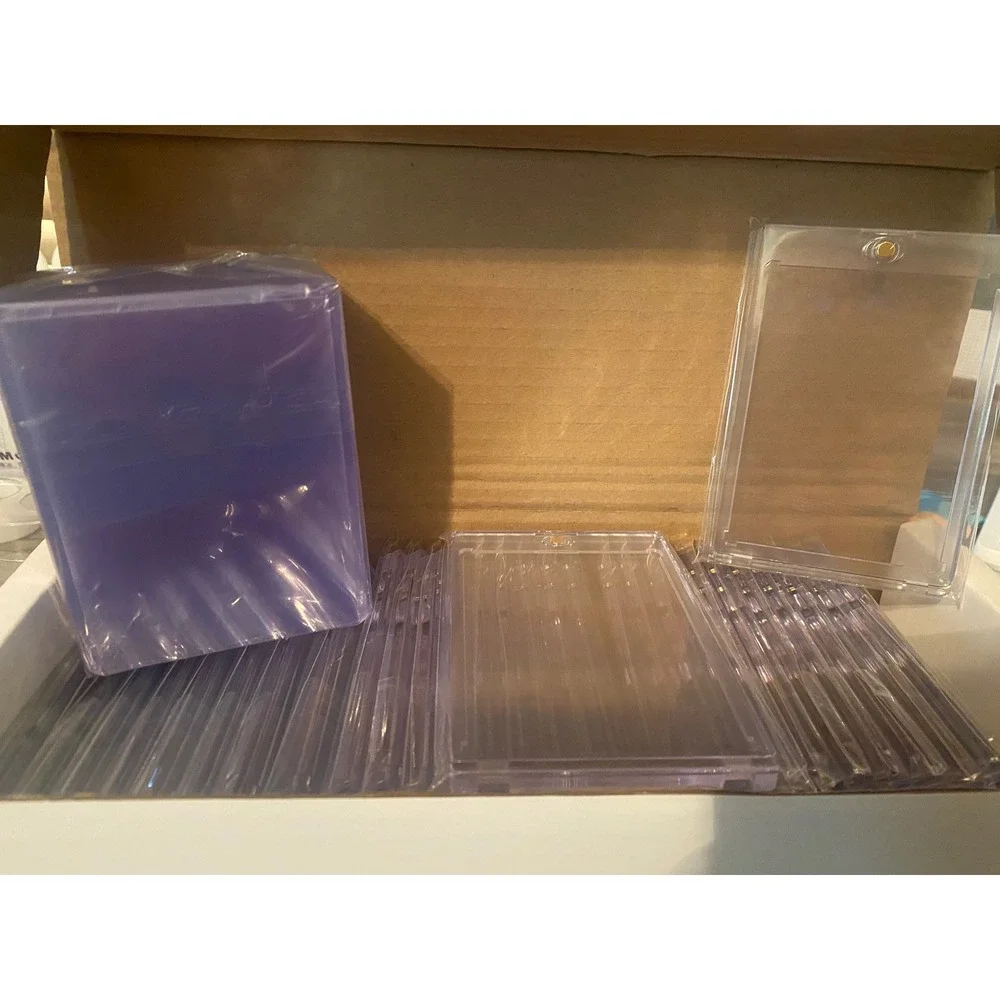 30 Pack Sleeved Card‎ Magnetic Holder with 30 Sleeves
